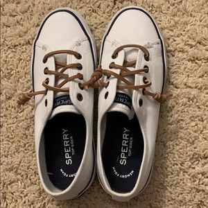 Sperry boat shoes